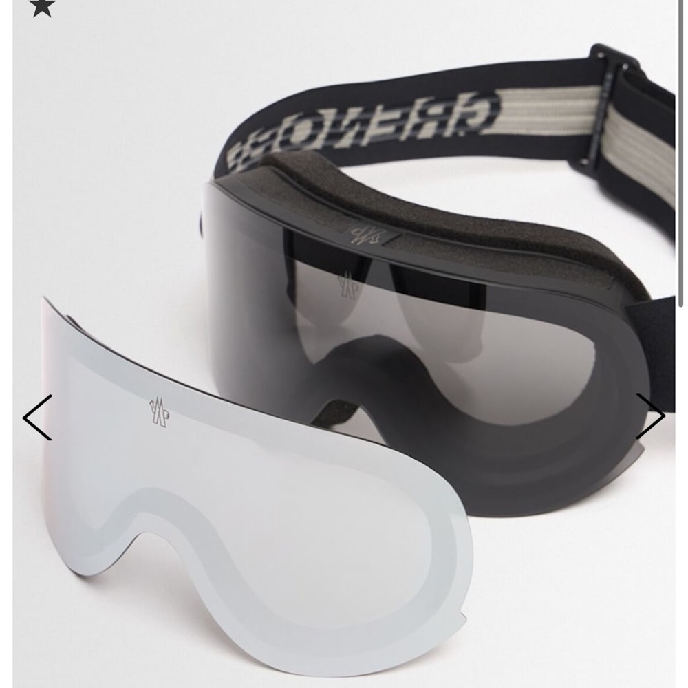 Black and Gray Ski Goggles with Extra Lens